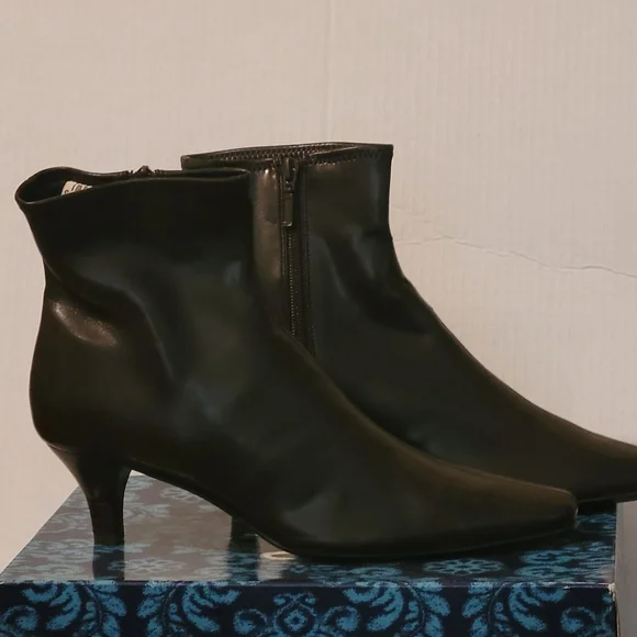 Shoes Dark Brown Kitten Heel Booties Poshmark